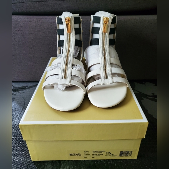 Michael Kors Codie Black & White Leather Sandal - Picture 5 of 12